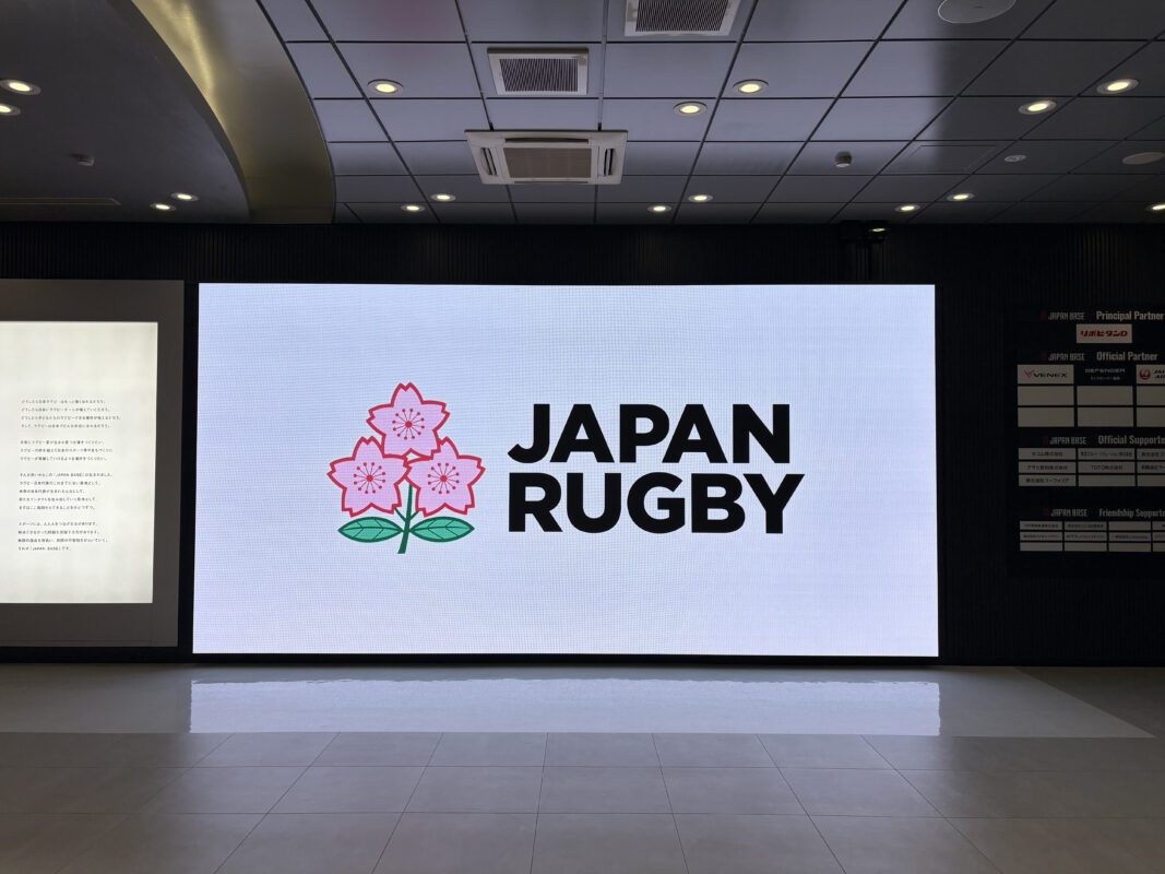 写真：保護中: 屋内LEDディスプレイ